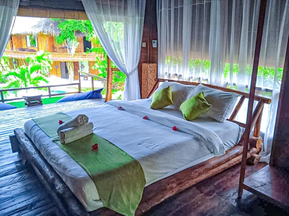 Gading Tree House Villa Batununggul Exterior photo