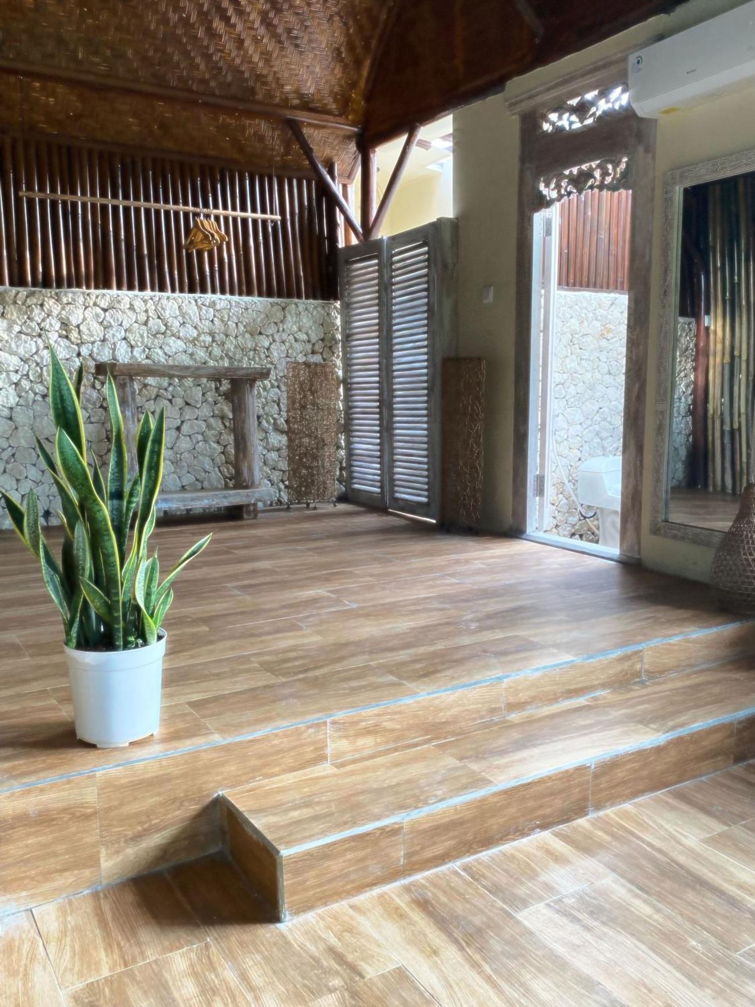 Gading Tree House Villa Batununggul Exterior photo